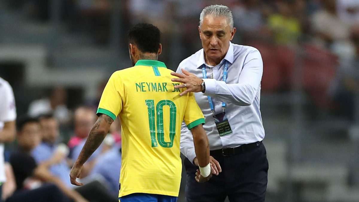 Tite: Pranoj çdo kritikë, por nuk jam fajtor për Neymar!