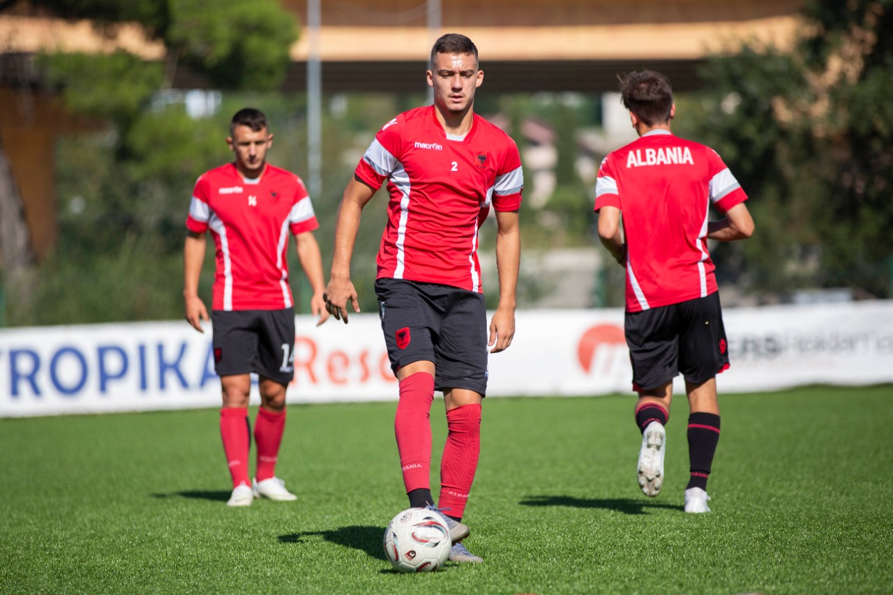 Talente nga Bayern dhe Anglia, Shqipëria U-19 nis grumbullimet