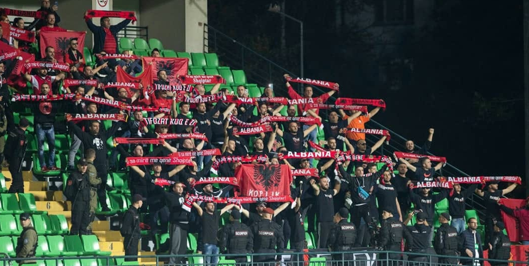 FOTOLAJM | TKZ nuk falin, thumbojnë sërish Federatën Shqiptare të Futbollit