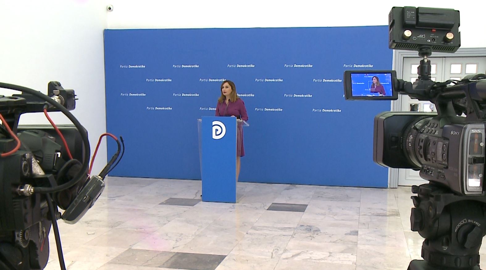 Shqipëria bie 19 vende në raportin e Doing Busines, Tabaku: Të fundit për tërheqjen e investimeve