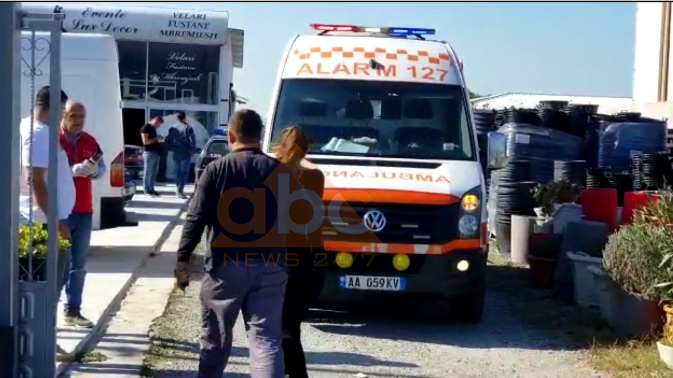 “Ma bëri ajo ku*va”, gruaja e viktimës në Shkodër shpërthen në të qara pasi e identifikoi