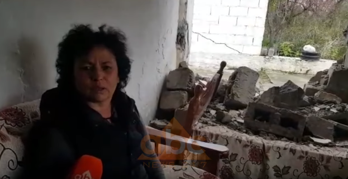 VIDEO/ Hasmi i pret tek dera, gruaja ka shtëpinë e shkatërruar: Shteti të verë dorë