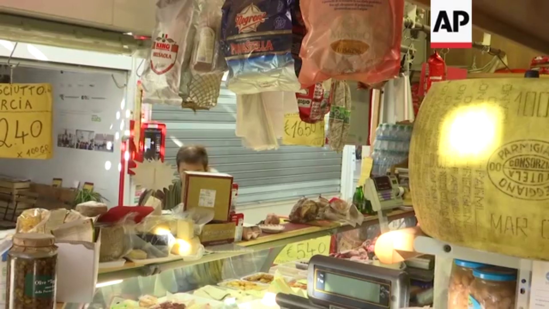 Tarifat ndaj produkteve italiane, tryezat në SHBA janë 20% më të varfëra