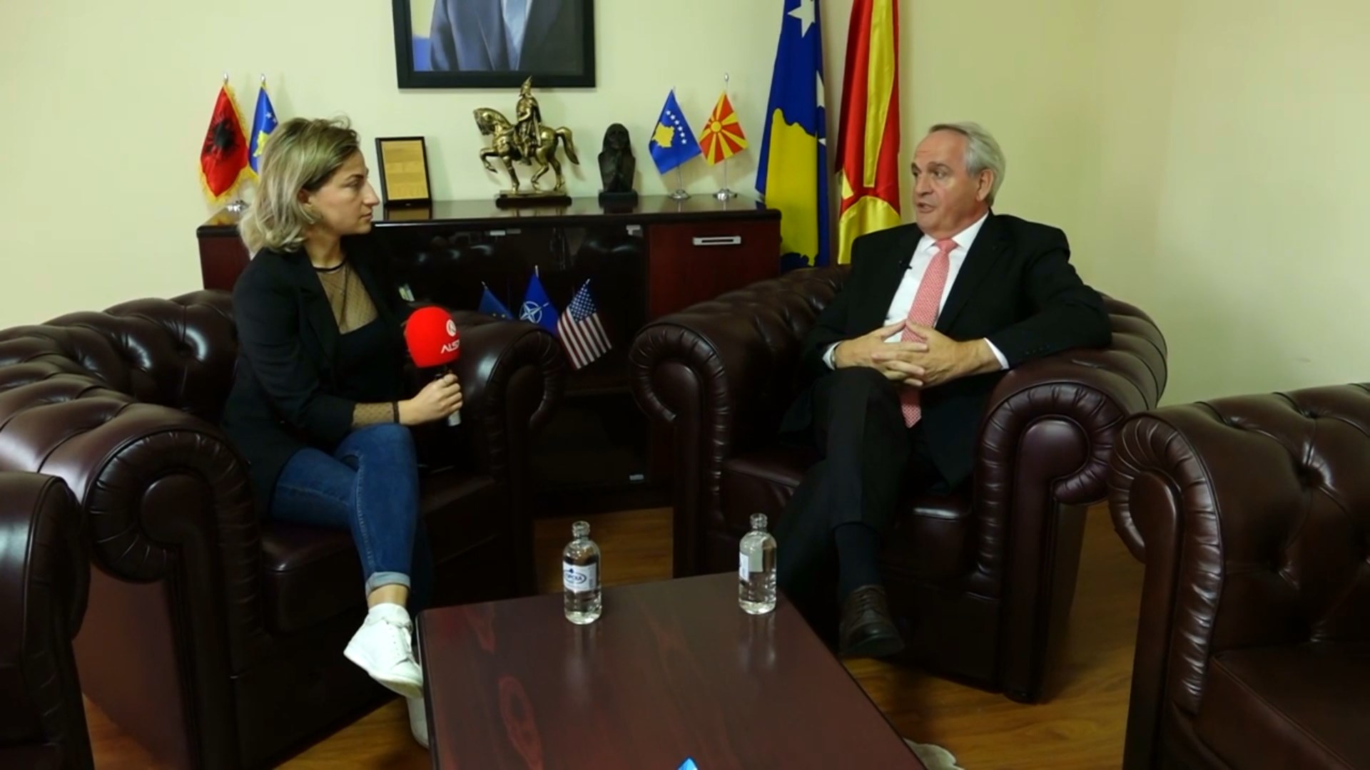 Ambasadori i Kosovës në RMV: Shqipëria të merret vesh me Kosovën, pastaj me Serbinë