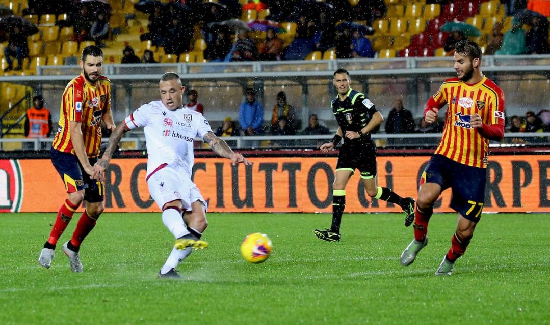 VIDEO | Sherr, gola, tre të kuq! Çmenduri në Lecce-Cagliari