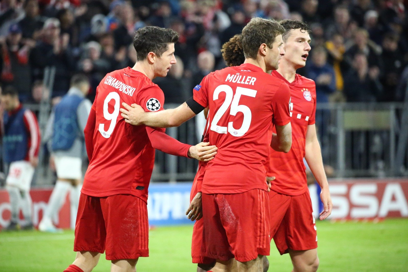 VIDEO | Lewandowski është i çmendur, çfarë goli për Bayernin!