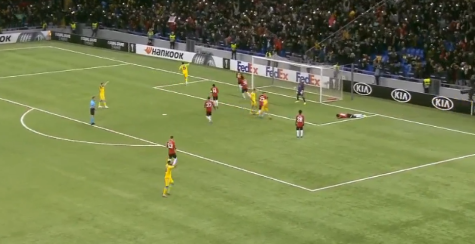 VIDEO | Dy gola brenda 7 minutave, Astana turpëron Manchester United