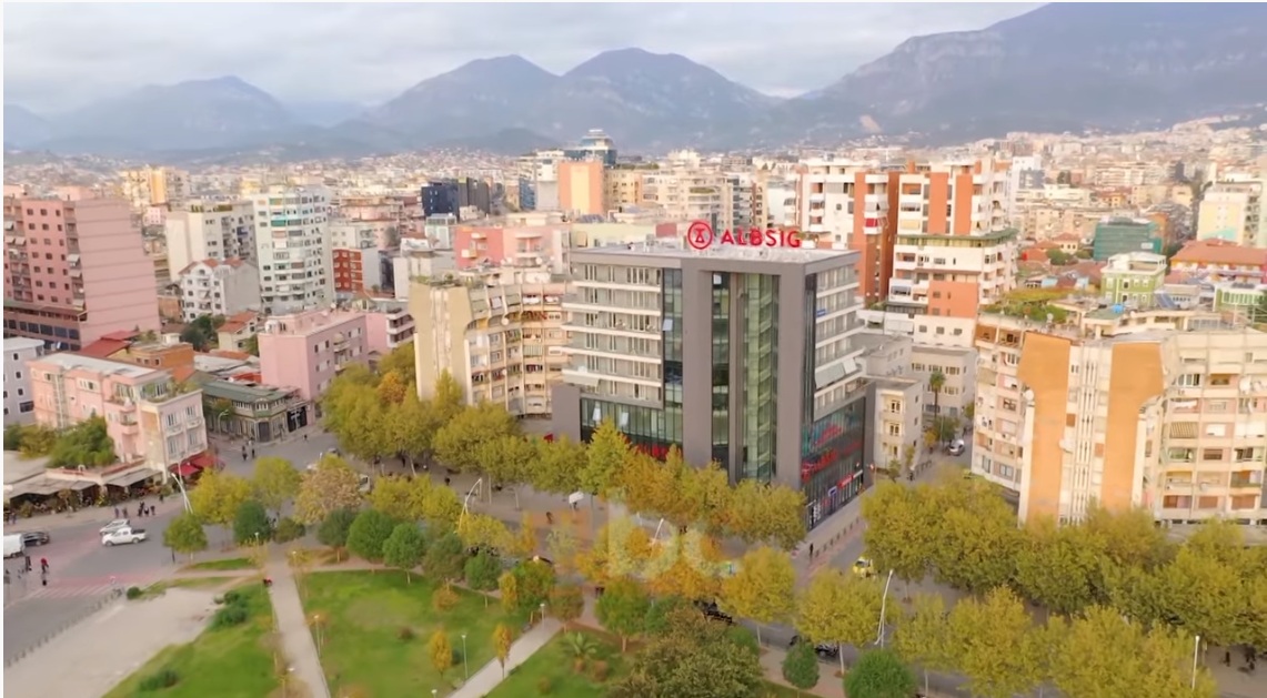 VIDEO/ “Albsig” shqyrton në kohë rekord kërkesat për dëmshpërblim pas tërmetit