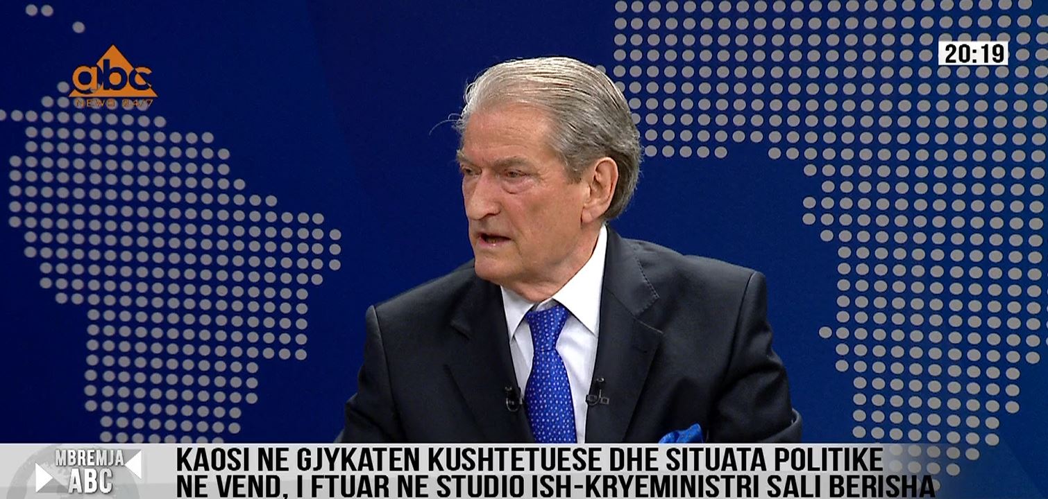 “Kushtetuesja”, Berisha sulmon ashpër Dvoranin: Skllav i krimit. Pse i bëri këto veprime