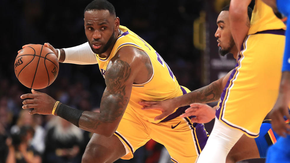 VIDEO | LeBron James “makineri”, vendos rekordin unik në NBA