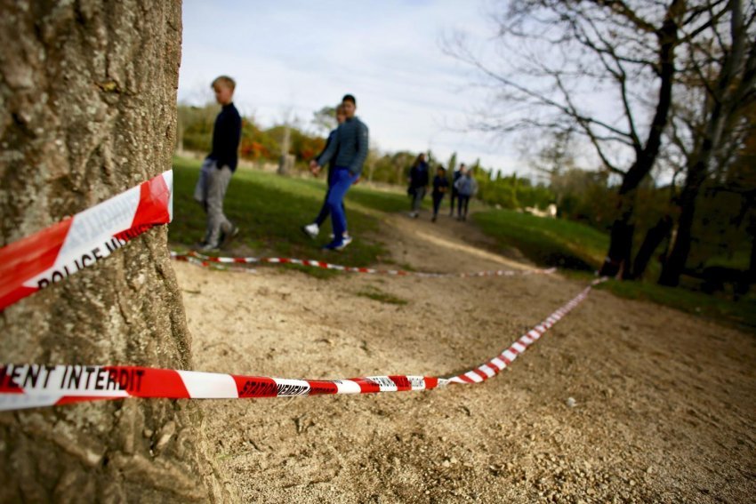 EMRI/ E zhveshur dhe e djegur me cigare, gjendet e pajetë një shqiptare në Francë