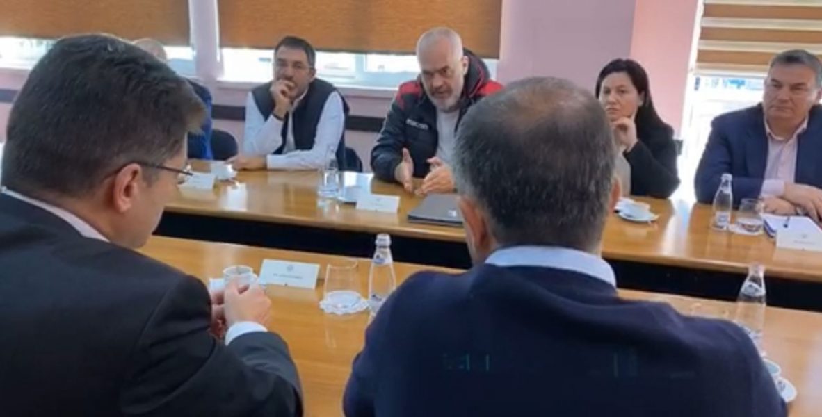 “Cili është shqetësimi më i madh”, Rama i përgjigjet komisionarit: Njerëzit duan një çati mbi kokë