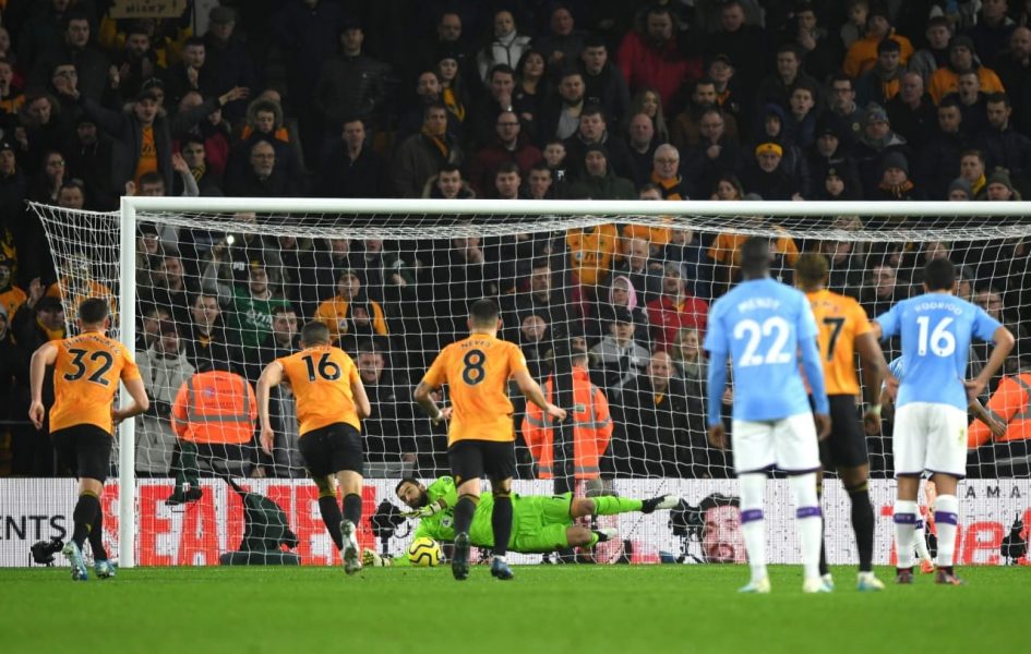 VIDEO | Karton i kuq e penallti, çmendet Wolves-City