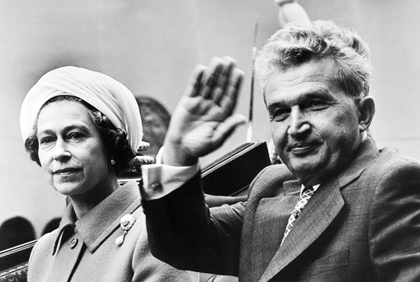 30 vjet nga fundi i Çausheskut, kronologjia e një diktature dhe revolucioni që e rrëzoi