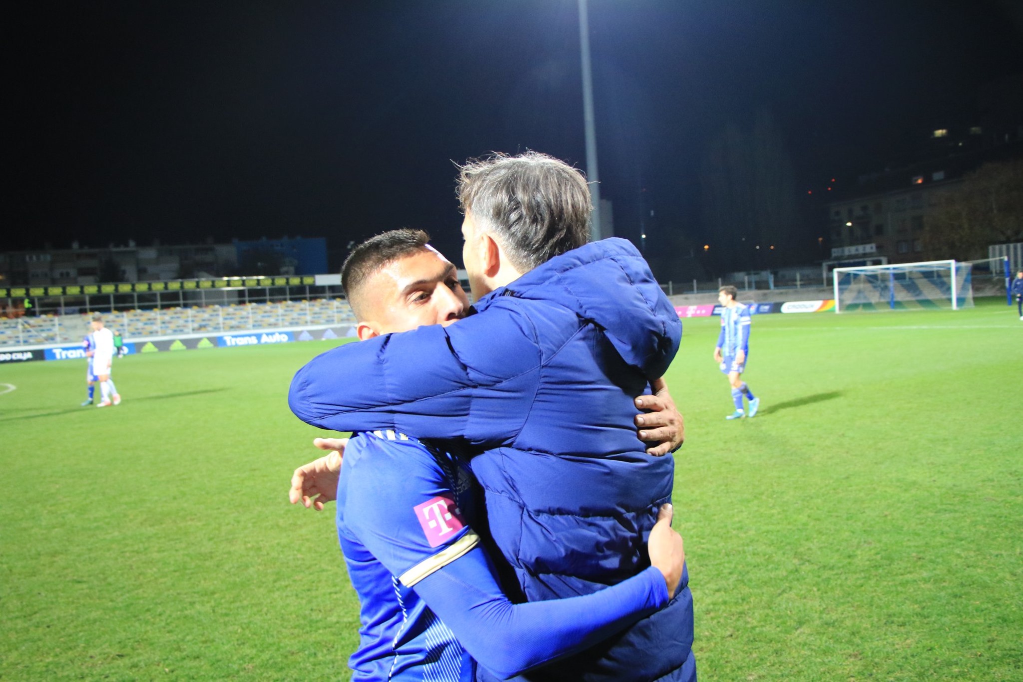 VIDEO | Çokaj shënon supergol, Lok. Zagreb arrin gjysmëfinalet