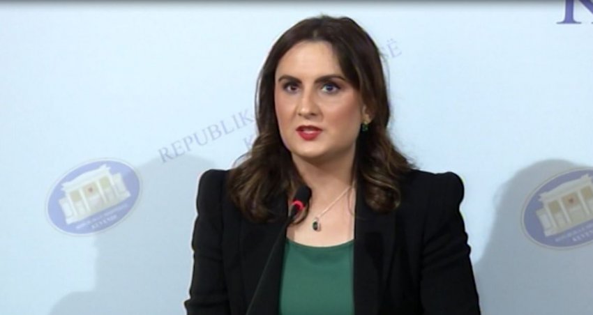 “Sulm i rëndë që i bëhet lirisë së fjalës”, Kryetarja e komisionit të Medias largohet në shenje revolte