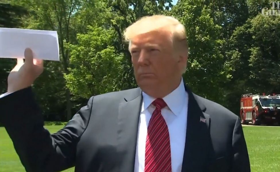 Hetimi ndaj presidentit Trump, Komisioni i Ligjeve miraton ngritjen e akuzave
