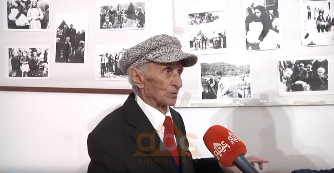 “Trojet nën flakë”, Skënder Beqiri ishte 15 vjeç kur fotografoi genocidin çam