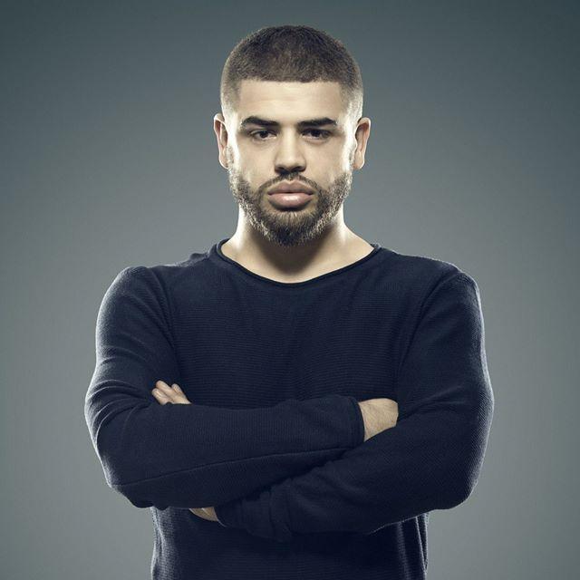 I pari që arrin këtë sukses, Noizy lë pas artistet e tjerë shqiptarë