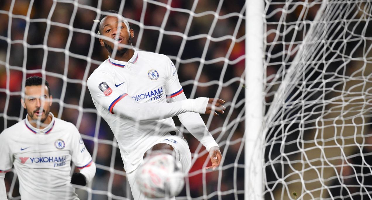 VIDEO | Chelsea i bashkohet elitës, thyen Hull Cityn dhe vazhdon në FA Cup