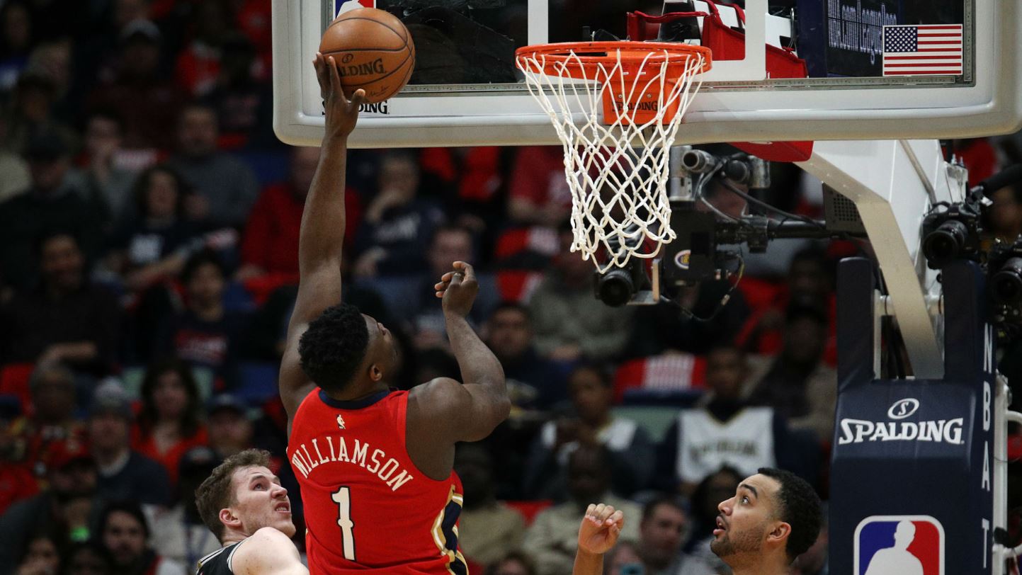 VIDEO | Debutim fantastik në NBA, spektakël nga talenti Zion Williamson