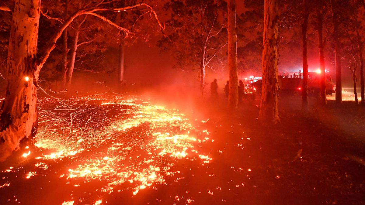 Australi, mbi 180 persona janë arrestuar për zjarrëvënie të qëllimshme