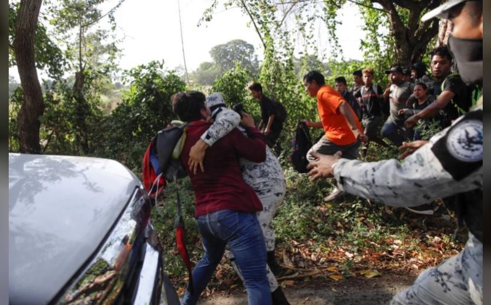 Forcat e sigurisë meksikane ndalojnë 800 emigrantë të Amerikës Qendrore