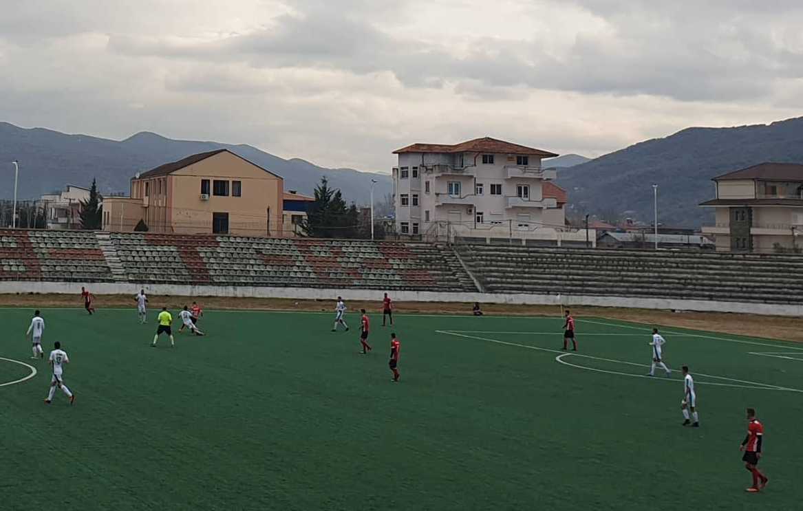 Tomor i pamëshirshëm në derbi, rezultat “tenistik” ndaj Skraparit