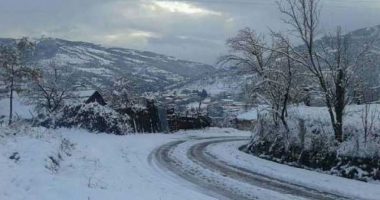 Dardha kryeson në dimër/ Vizitorët vlerësojnë peizazhin alpin, sportet dhe mikpritjen