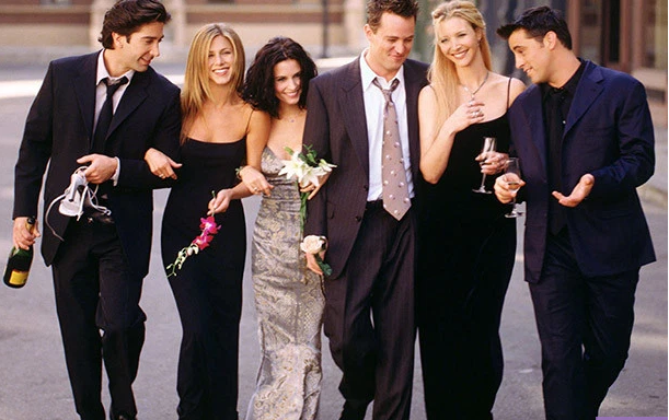 Rikthimi i ‘Friends’, çfarë duhet të prisni nga ky serial?