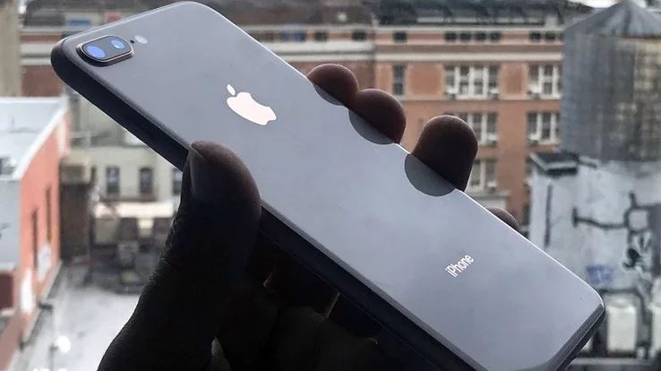 Zbulohet kur pritet të dalë në treg iPhone 9