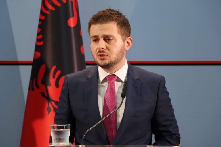 Cakaj viziton Kosovën, takohet me Thaçin, Kurtin, Konjufcën dhe Osmanin