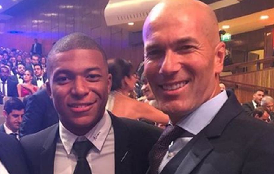 “T’i heq këpucët?”, Mbappe zbulon sekretin e madh dhe takimin me Zidane