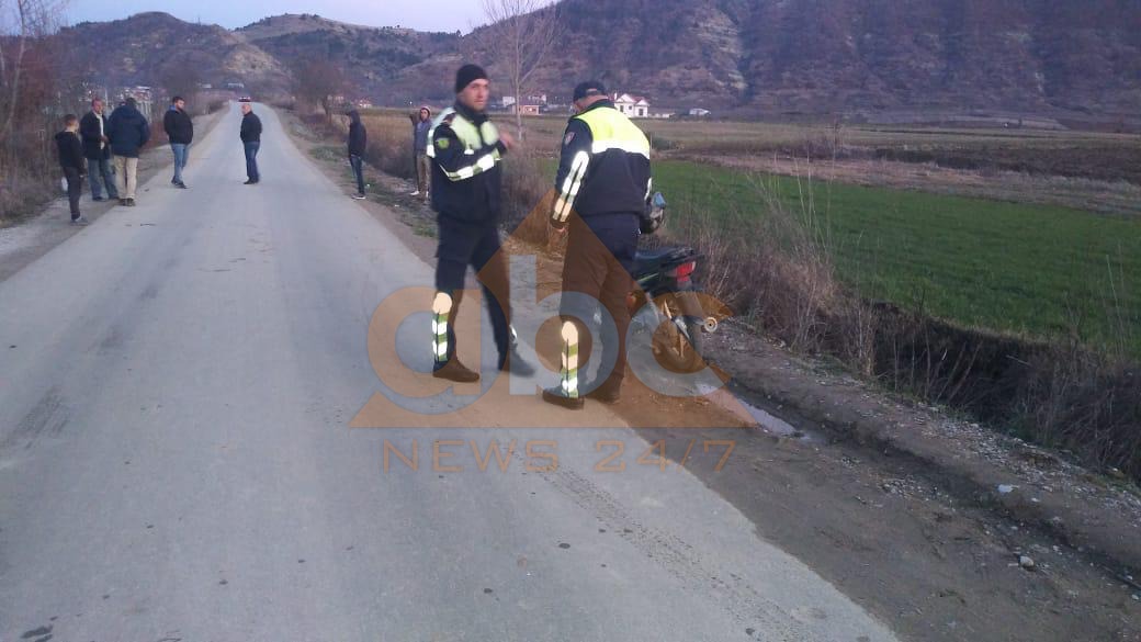 Makina përplas këmbësorin, humb jetën 72 vjeçari në Devoll