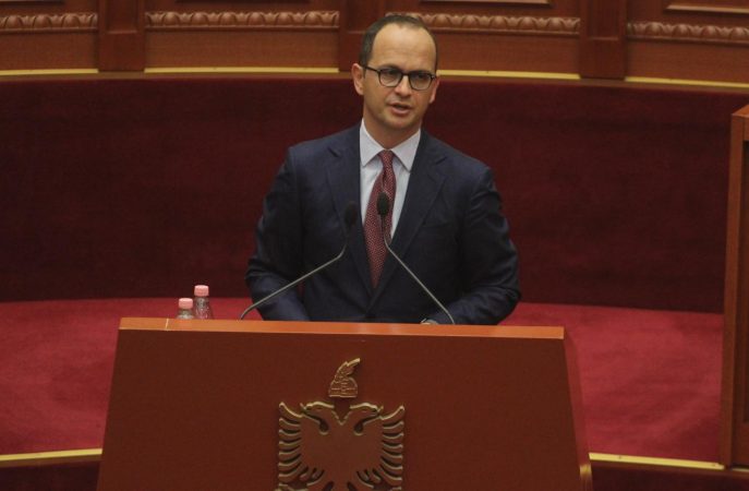 Bushati kritikon marrëveshjen për Qendrat Kulturore me Maqedoninë e Veriut: Aty jemi shtetformues