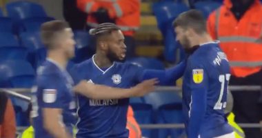 VIDEO/ E habitshme çfarë ndodh në Angli, kacafyten dy shokë skuadre