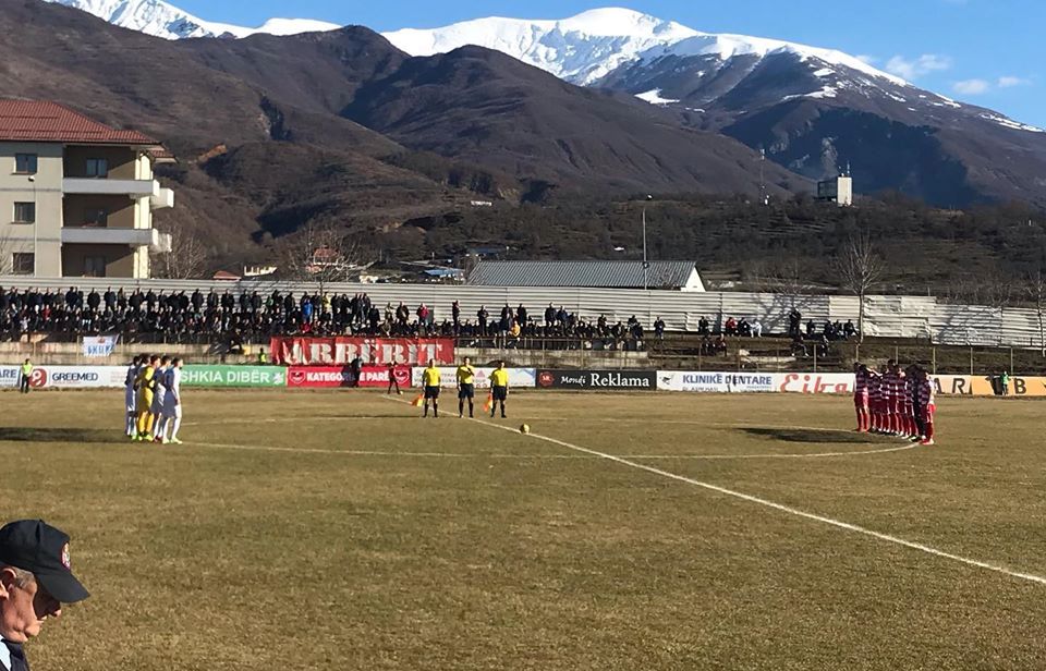 PJESËT E PARA/ Pogradeci në epërsi, Oriku zot shtëpie ndaj Lushnjës