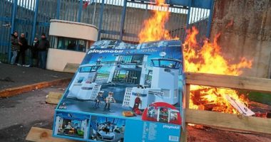 Një ferr i vërtetë, ngrihet në protestë administrata e burgut ku humbi jetën Mentor Rexha