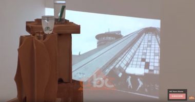 Shqipëria mbyll Onufrin pas 20 vitesh, Kosova i hap dyert artistëve shqiptar