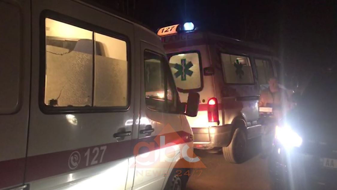 EMRAT/ Vriten me armë motër e vëlla në Rrëshen