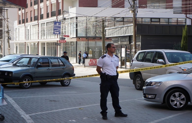 Përplasje me armë tek “clubi” i njohur, një i plagosur