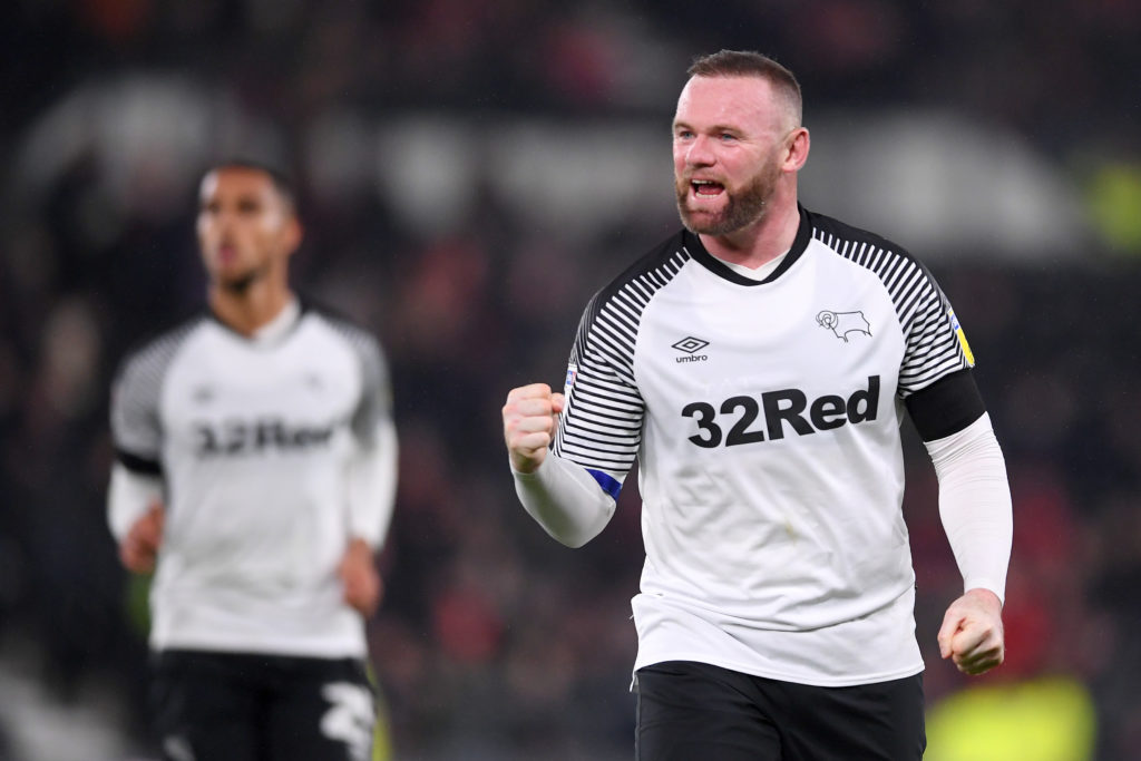 VIDEO/ 500 ndeshje për një Panenka, Rooney shtang portierin e Fulham