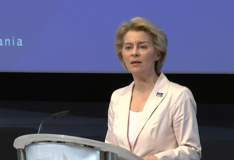 “Shqiptarët i goditi tërmeti në gjumë”, Ursula von Der Leyen: 100 milion euro nga buxheti BE