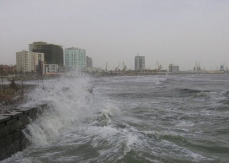 Nis furtuna: Nga nesër pezullohet lundrimi në Vlorë