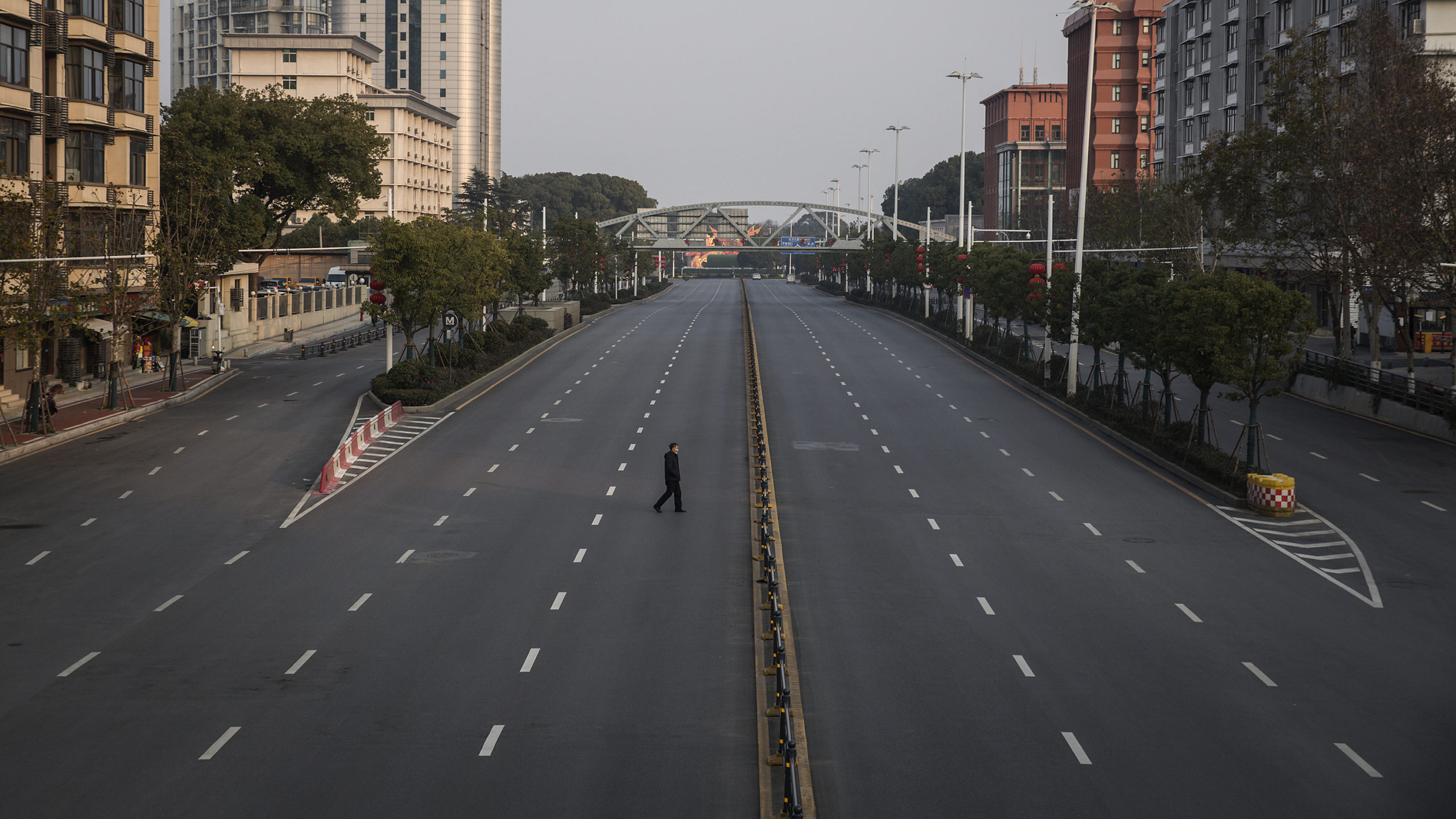 Wuhan ia doli, pas tre muajsh izolim do të lejojë sërish qarkullimin