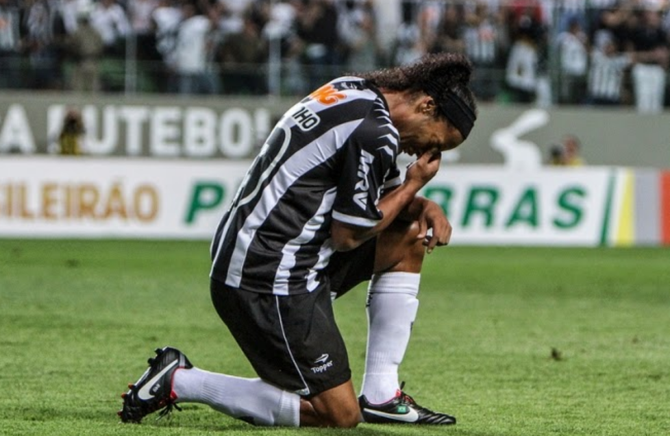 “Ronaldinho viktimë, nuk buzëqesh më. Autoritetet e dinë që është i pafajshëm”