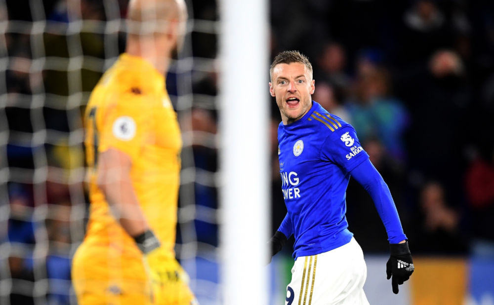 Vardy merr kreun e golashënuesve, Leicester “shtyp” Aston Villën