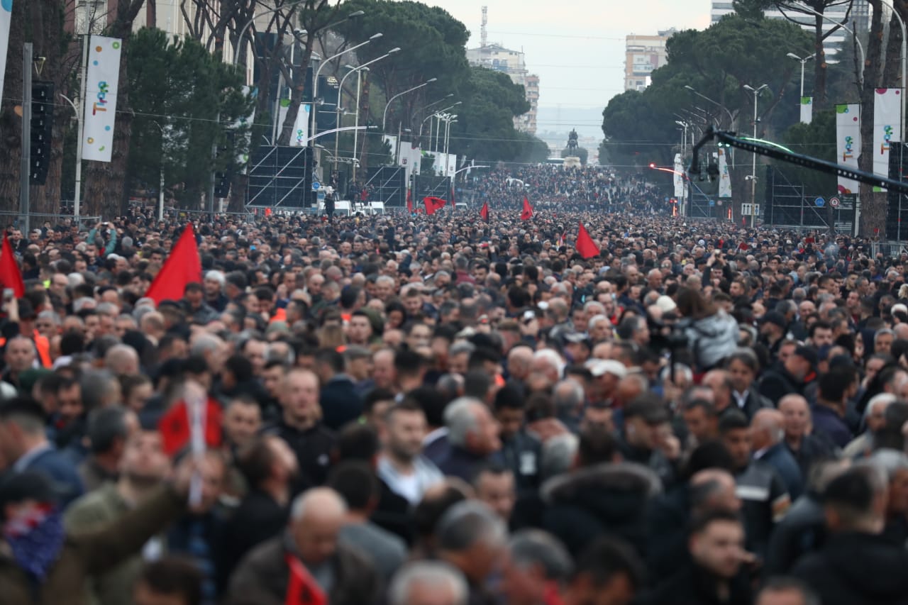 Do të bëhet një votim…: Presidenca zbulon çfarë do të ndodhë gjatë protestës