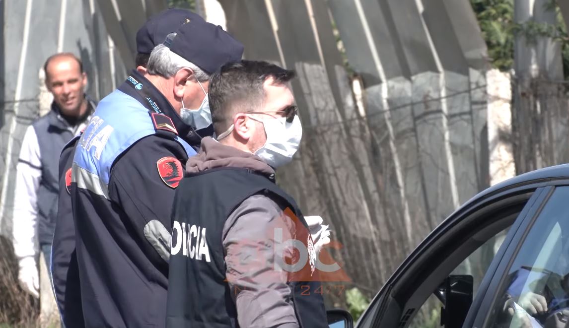 Policia ndalon në rrugë “koronavirusin”: 150 qytetarëve u kërkohet të vetëizolohen për 15 ditë, ndryshe 5 mijë euro gjobë