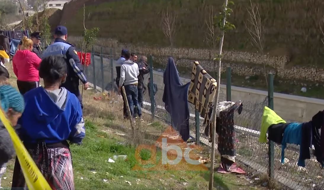 4-vjeçari u gjet i pajetë në përrua, banorët: Policia nuk ka marrë asnjë masë, kanali na rrezikon fëmijët